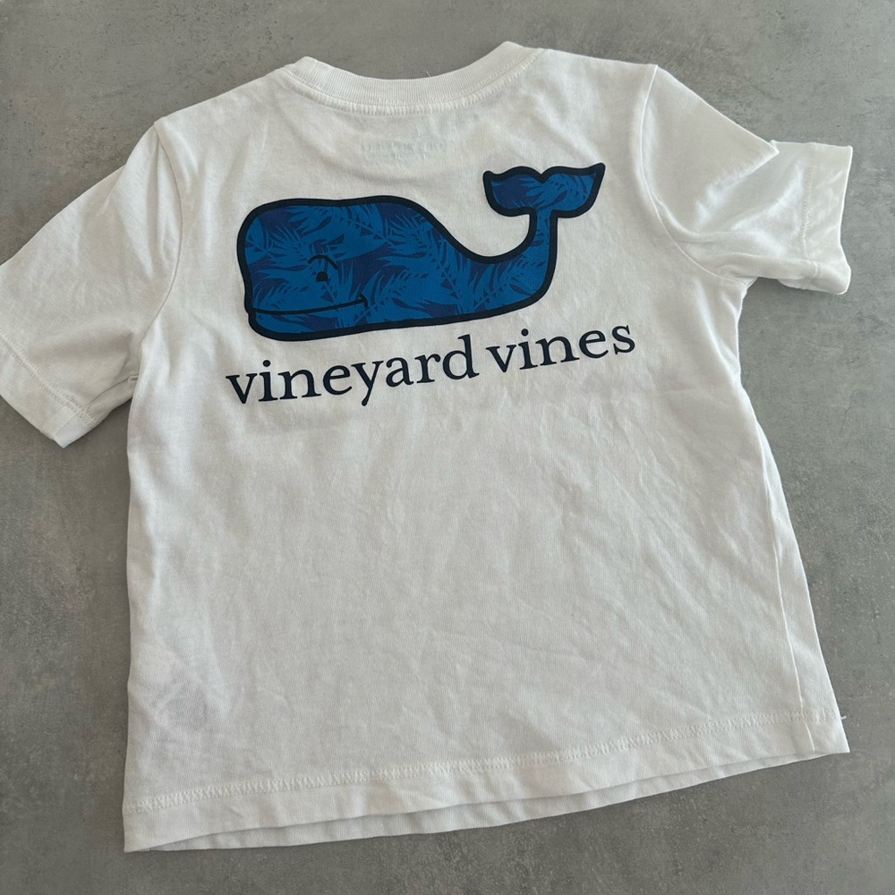 Vineyard Vines Tee